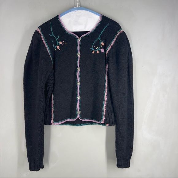 Susan Bristol Vintage Womens Cardigan Sz M Black Wool Embroidered Floral - Picture 5 of 9